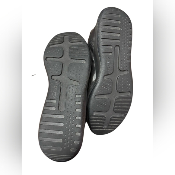 Clarks Running Lace Up Shoe Black Size 11 1/2 EUC - Picture 7 of 8